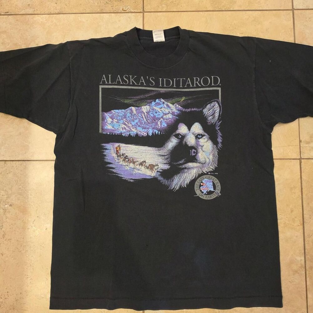 Rare Vintage Alaska Iditarod Graphic Husky Tee